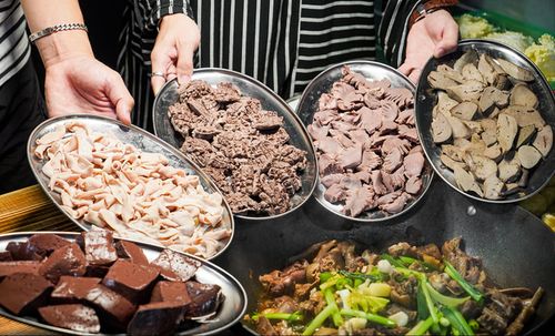 深圳美食 隐藏在华强北附近宾馆的醉鹅,巨受欢迎,超多人排队吃